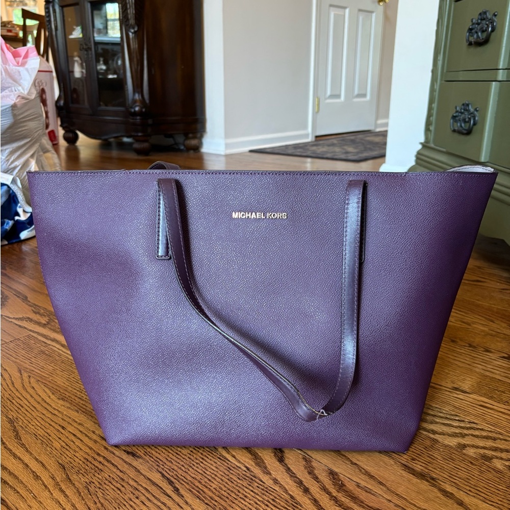 Michael Kors Purple Tote Bag with Structured Design